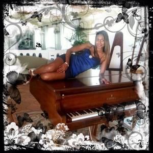 Meet your Posher, Maribel